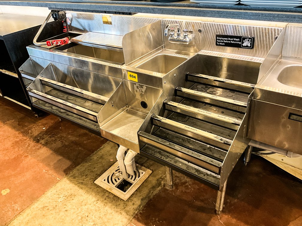 Stainless Glass Tender Under Bar Station 