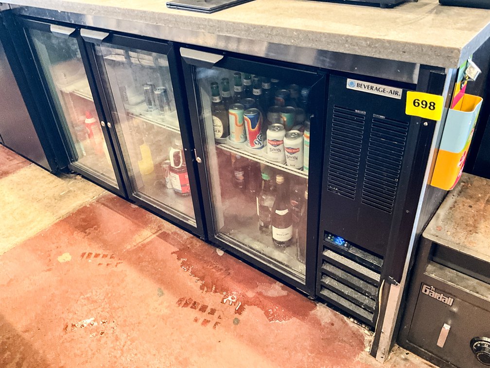 Beverage Air Reach In Refridgerated Box 