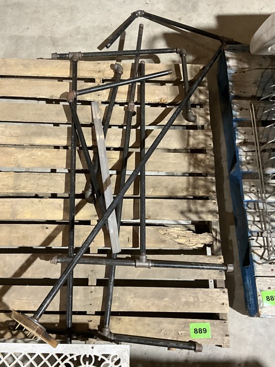 Pallet Pipe 