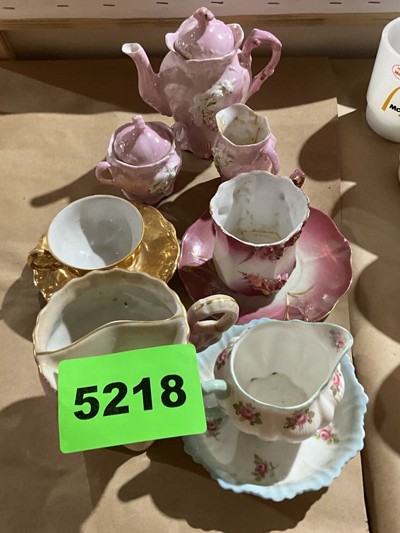 7 Pcs Tea Cups, Creamers, Rs Prussia..