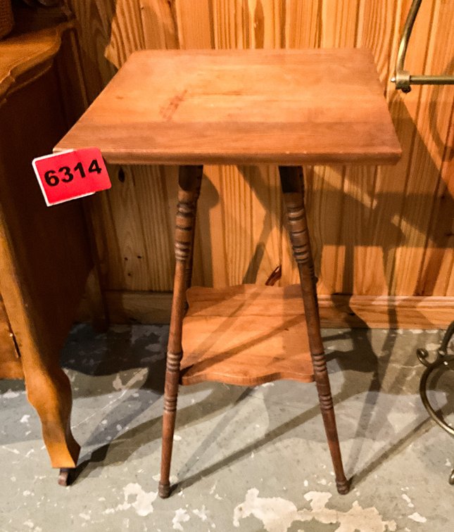 Antique Spindle Leg Table