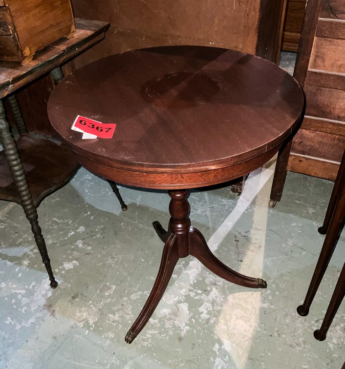 Round Side Table