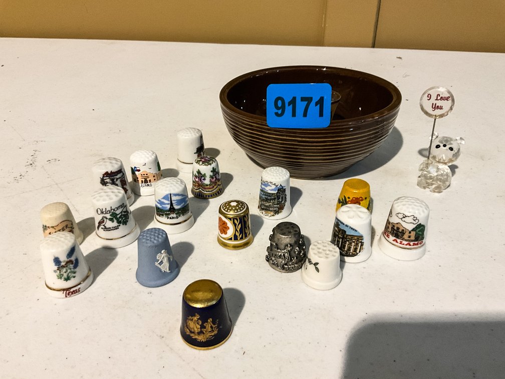 Ceramic & Asstd Thimbles, Misc