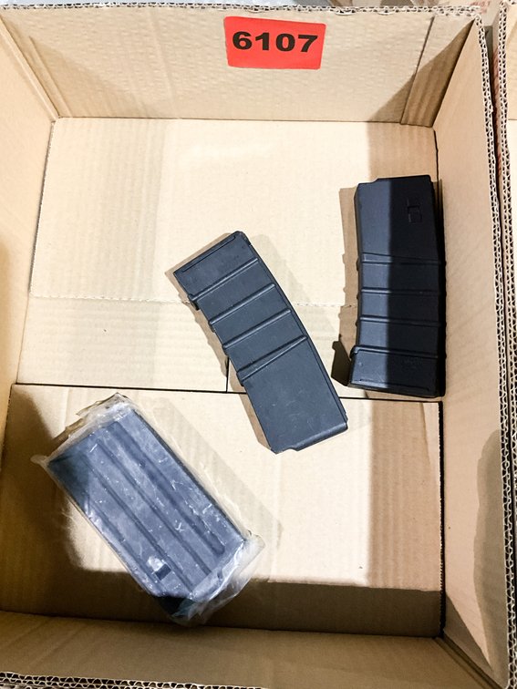 1 AR - 10 (308, 2 - 30 Round, AR 15 Mags)