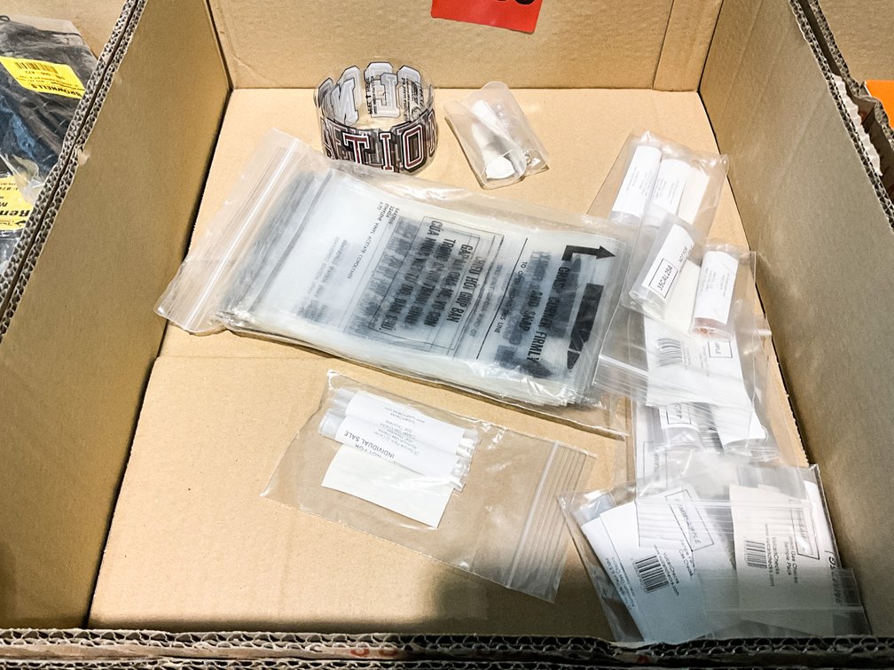 Magazine Bags & Asst. Items 
