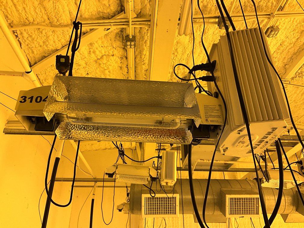 30 Phantom #PH85019 Grow Lights 