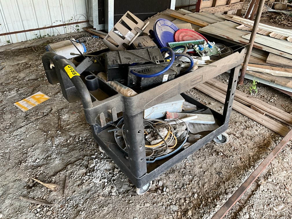Rubber Maid Shop Cart 