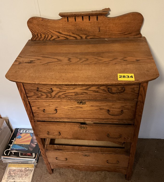 Vintake Oak 5 Drawer Chest Some Damage