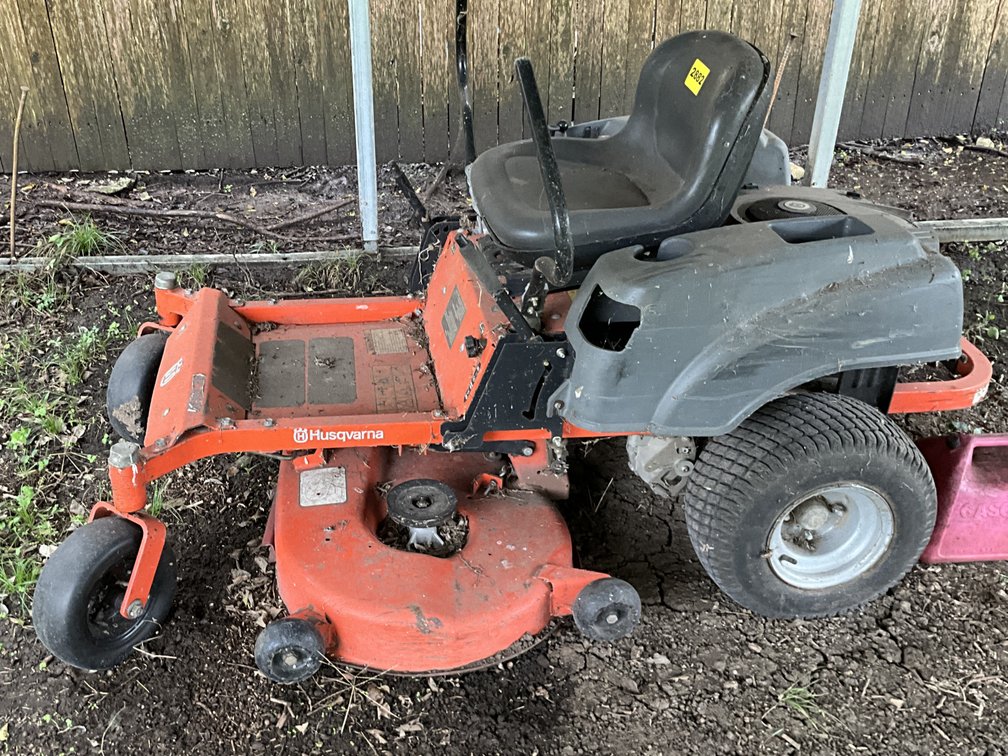 Husquvarna Riding Mower 