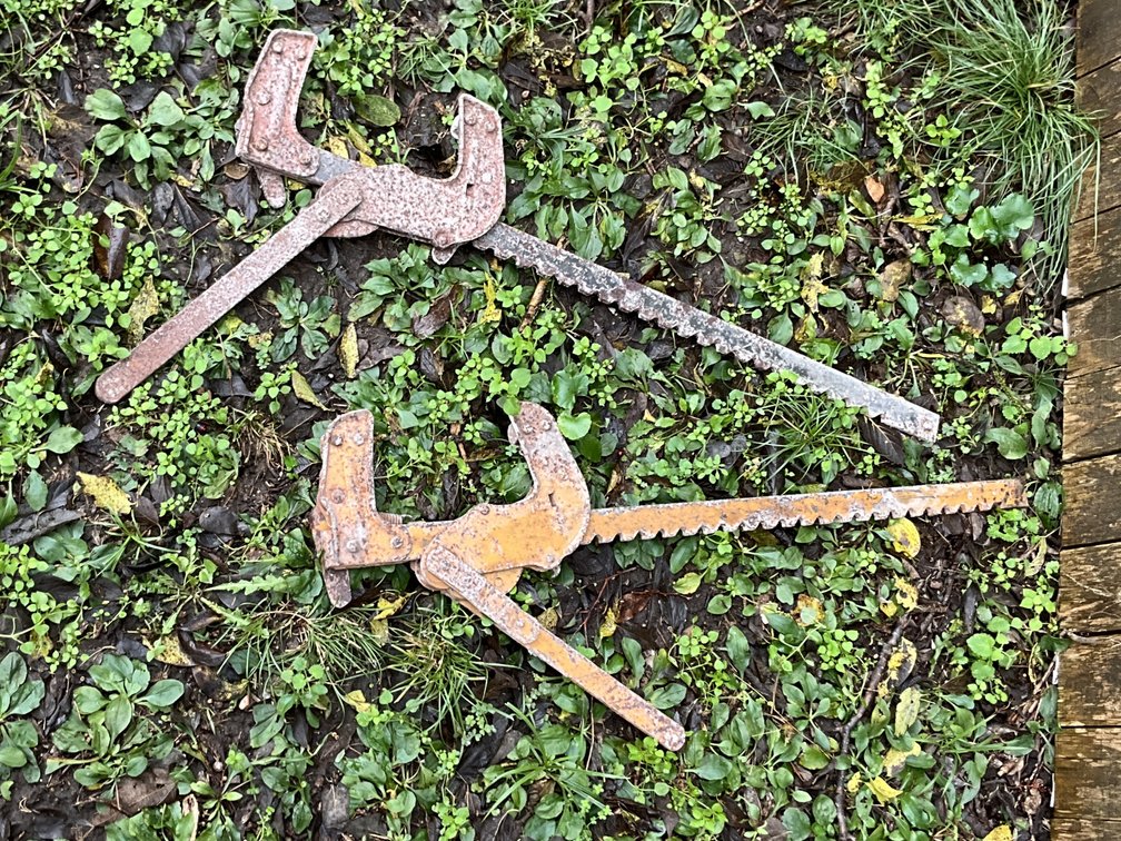 2 Wire Strechers W/ Barb Wire Caddy 