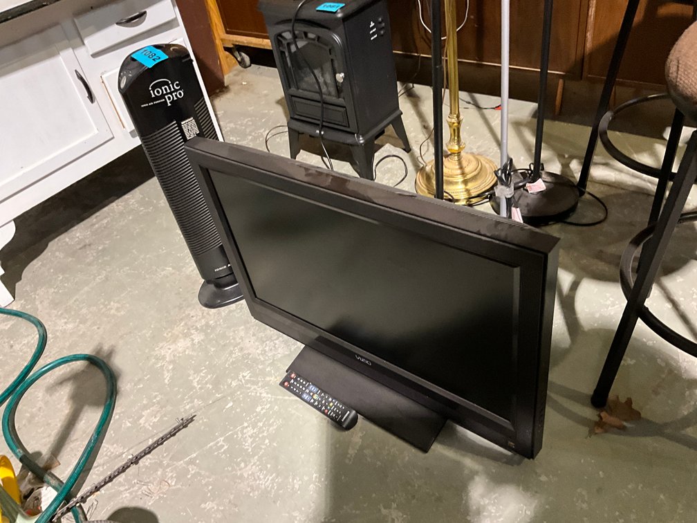 Pro Air Purifer & TV With Remote