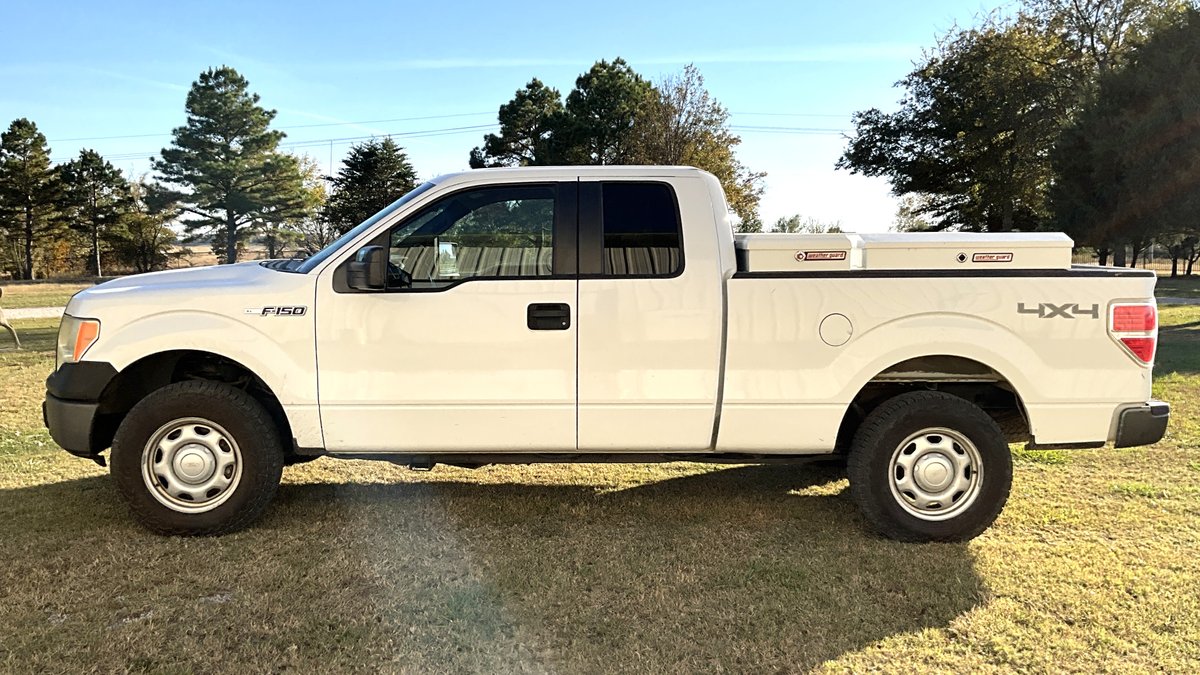 2011 Ford 4X4  1/4T