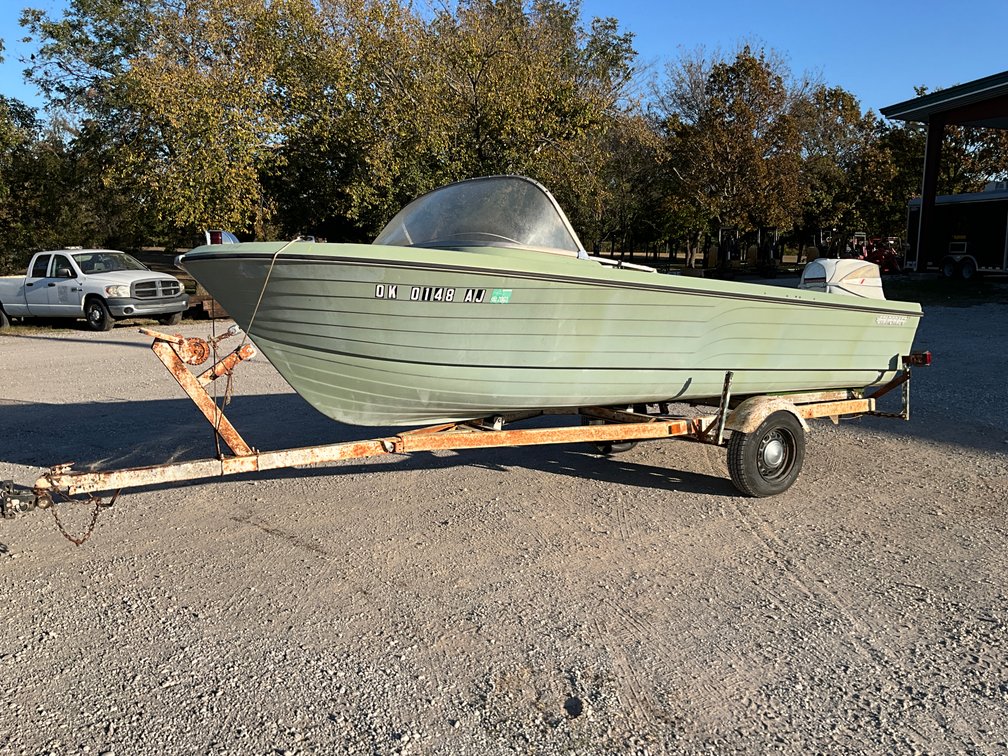 1966 StarCraft 16 FT W/ Evinrude Motor (No Key)