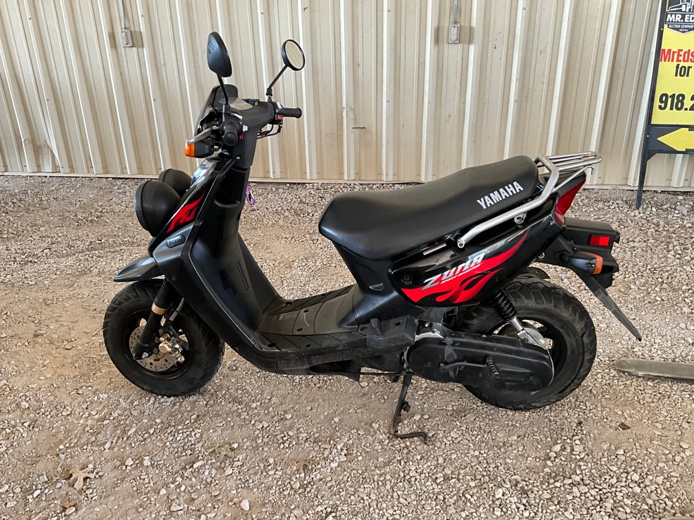 2005 Yamaha Zuma Sport Scooter 