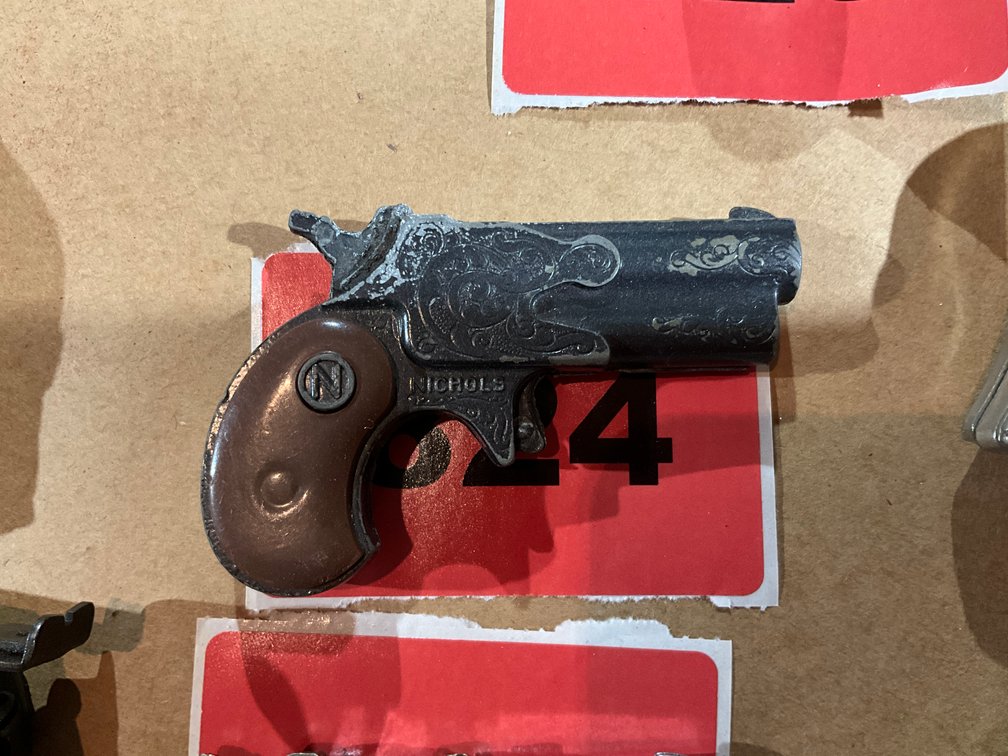 Nichols Derringer Cap Gun Black Grips