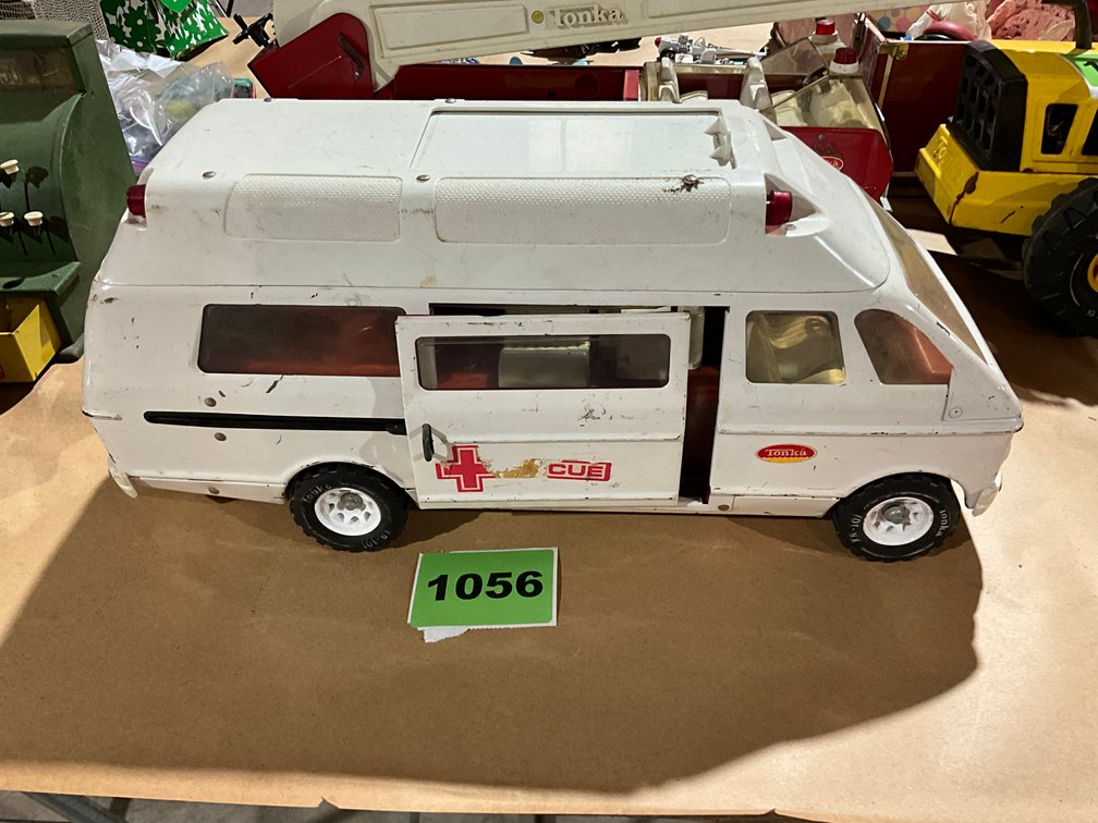 1 Tonka Rescue Ambulance White 