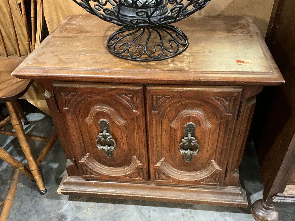 Night Stand Or Lamp Table Poor 