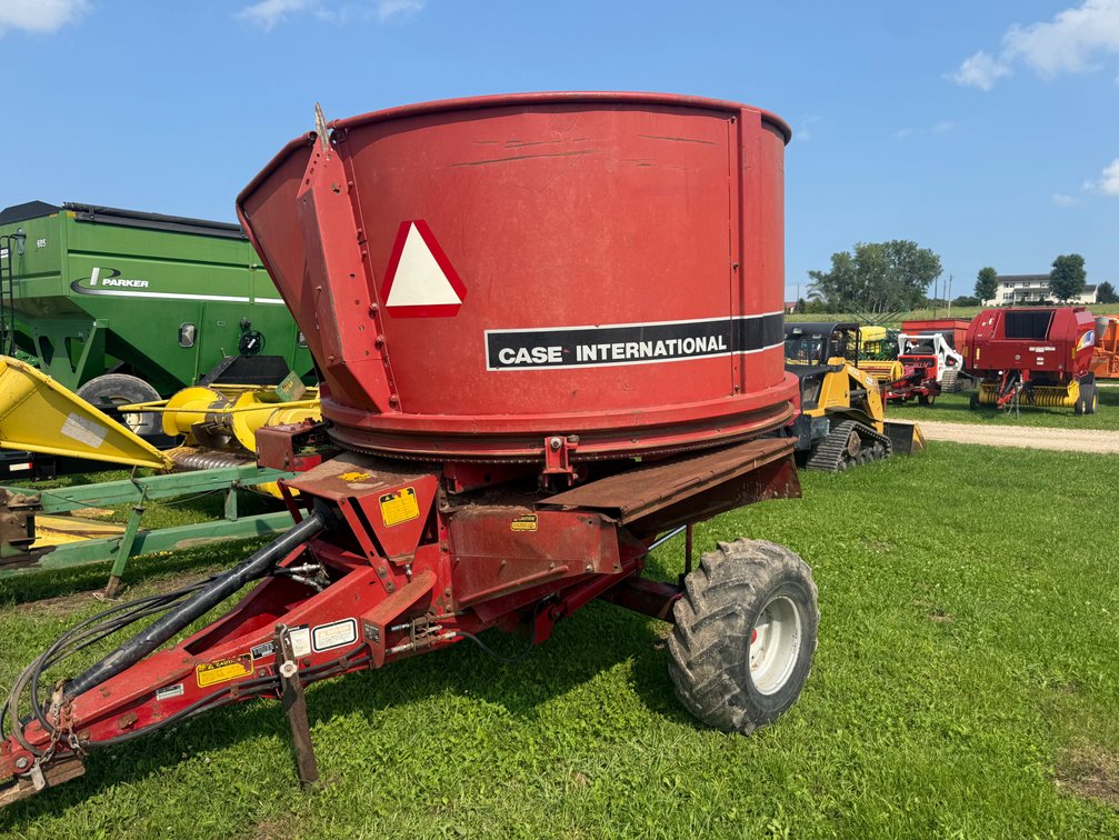 Case IH 8610