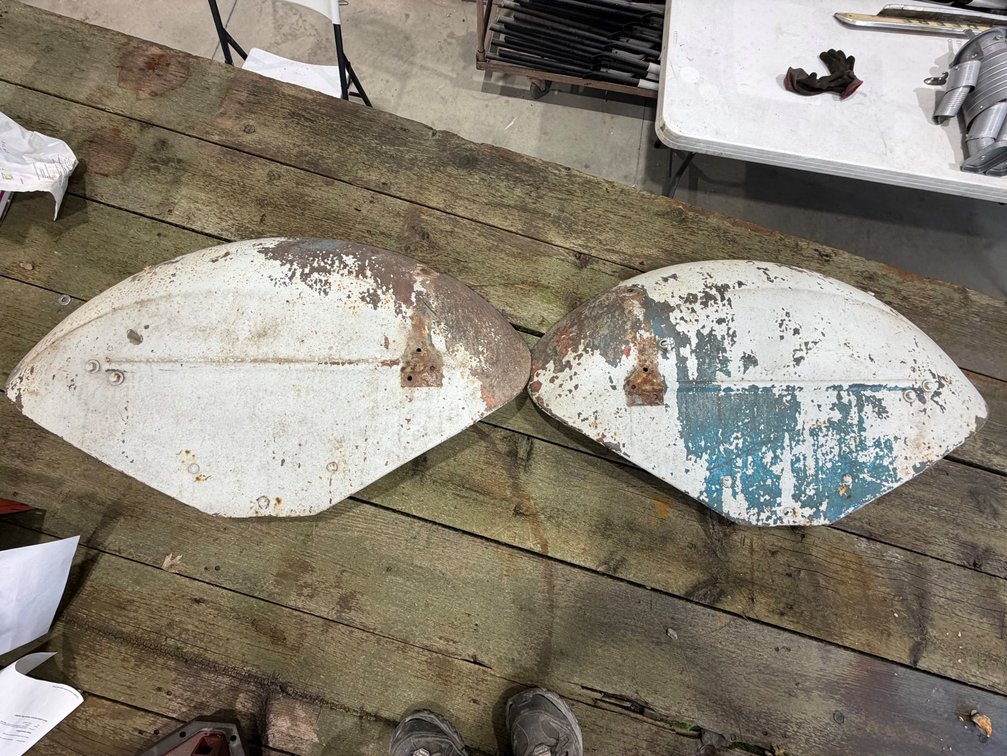 Ford 8N, 9N, 2N Tractor Fenders - Location: Joel's Tractors and Auction, LLC - Strawberry Point, IA