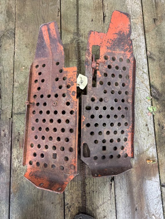 Allis Chalmers D17 running boards