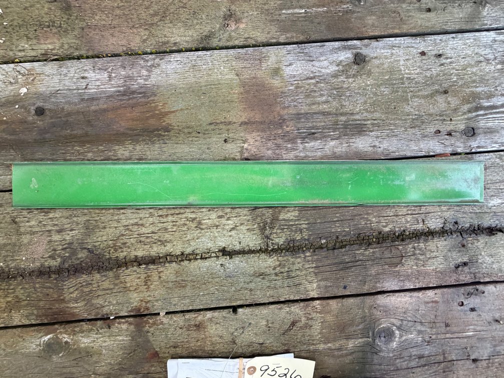 Set of 2 Original John Deere 620 LP Gas Side Panels - Location: Joel's Tractors and Auction, LLC - Strawberry Point, IA