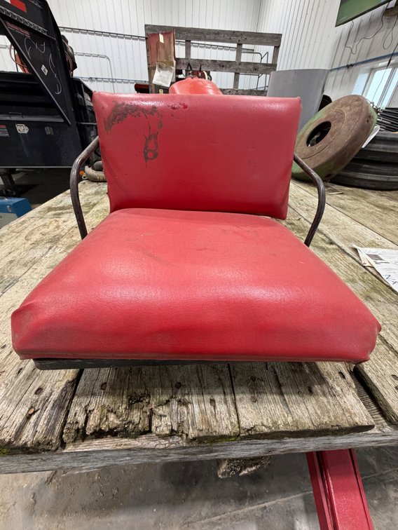 Ford 8N-9N-2N Seat Assembly - Location: Joel's Tractors and Auction, LLC - Strawberry Point, IA