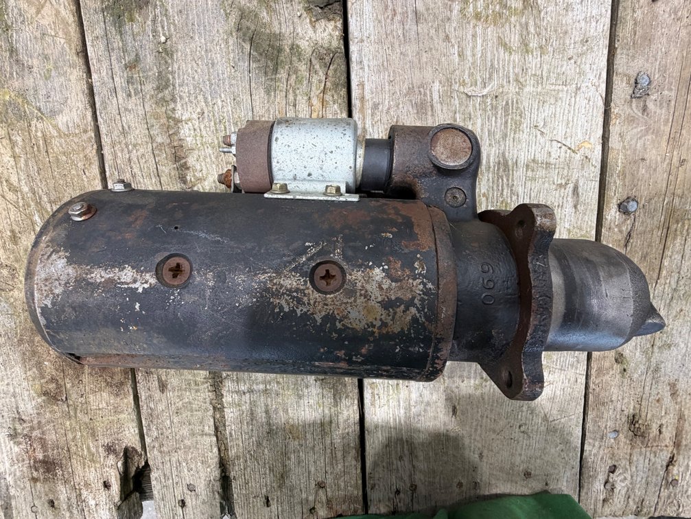 John Deere 4440-4240-4040 Tractor Engine Starter - Location: Joel's Tractors and Auction, LLC - Strawberry Point, IA