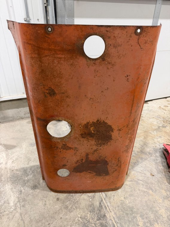 Allis Chalmers WD? Engine Hood Cover - Location: Joel's Tractors & Auction - Strawberry Pt, IA.