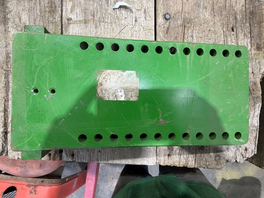 New Old Stock John Deere 4010-4020-3010-3020 Tractor Fender Axle Bracket - Location: Joel's Tractors & Auction - Strawberry Pt, IA.