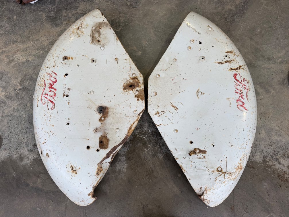 Original Ford 800 Tractor Fenders with Raised Script - Location: Joel's Tractors & Auction - Strawberry Pt, IA.