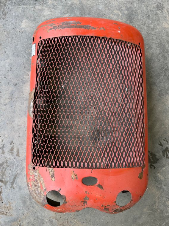 Allis Chalmers CA Front Radiator Grill - Location: Joel's Tractors & Auction - Strawberry Pt, IA.