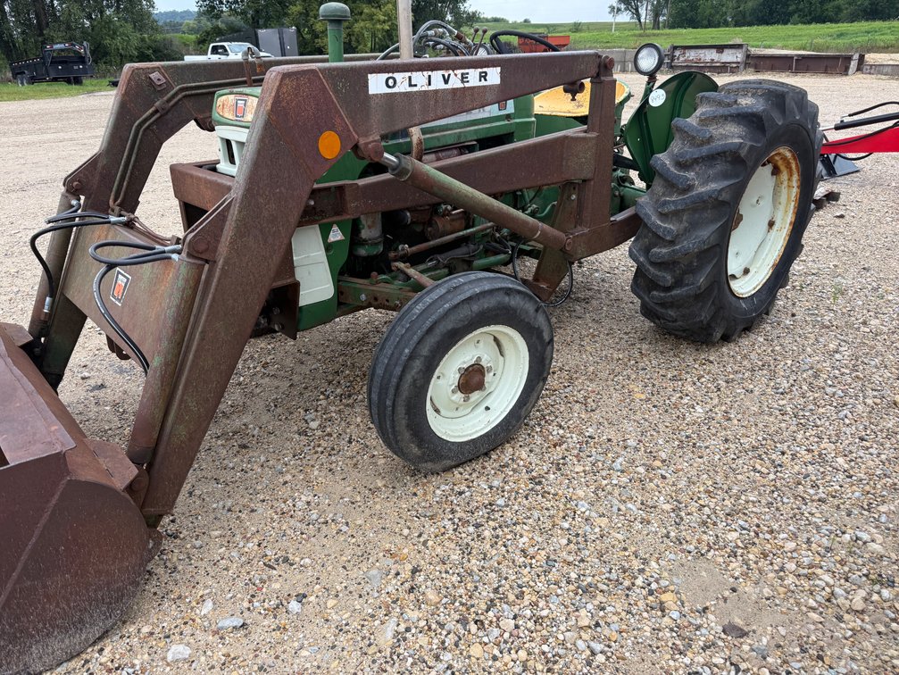 Oliver 550