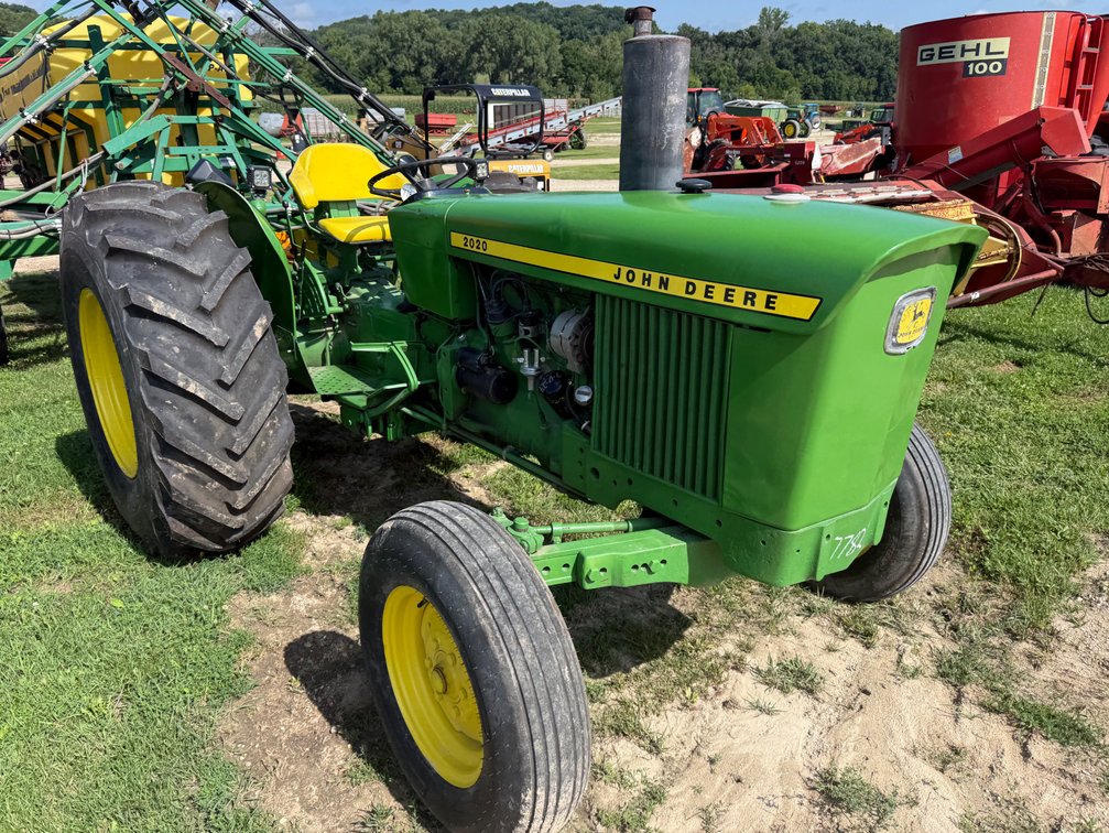 John Deere 2020