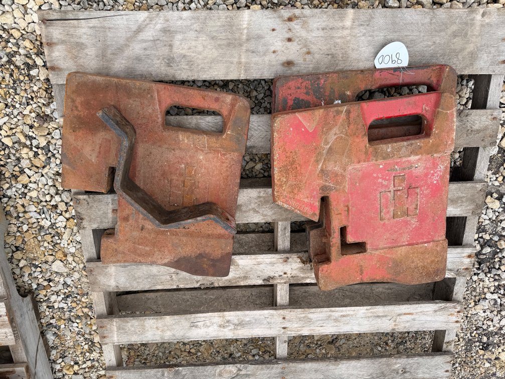 International Harvester 100-Pound Weights