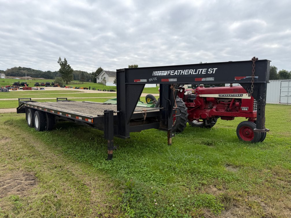 Featherlite Trailers ST
