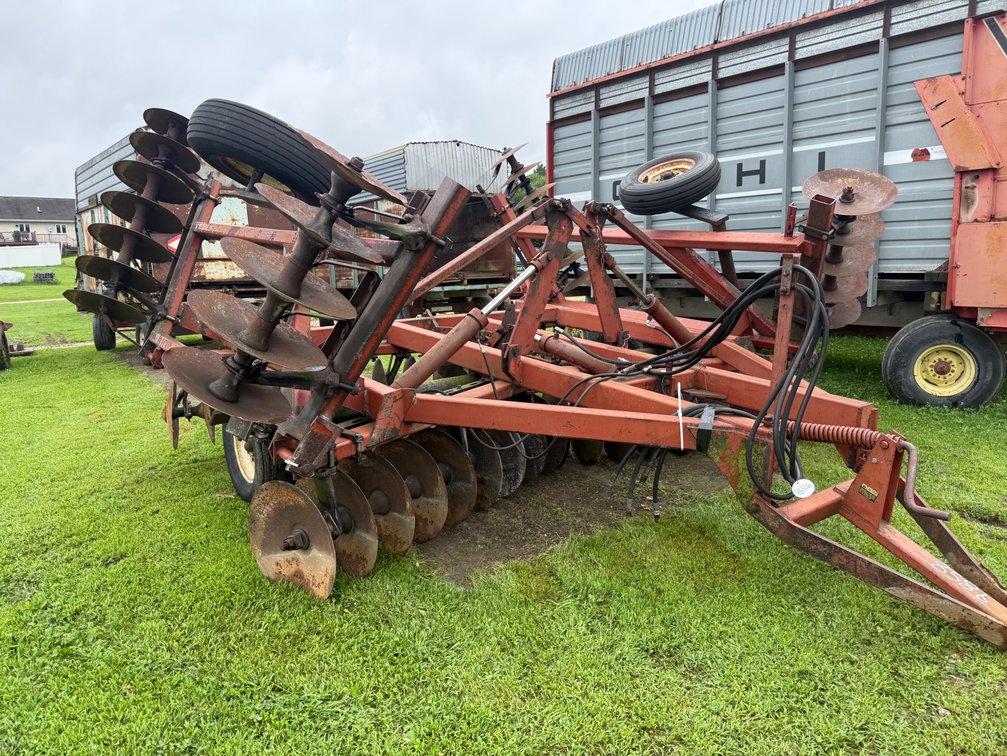 International 490