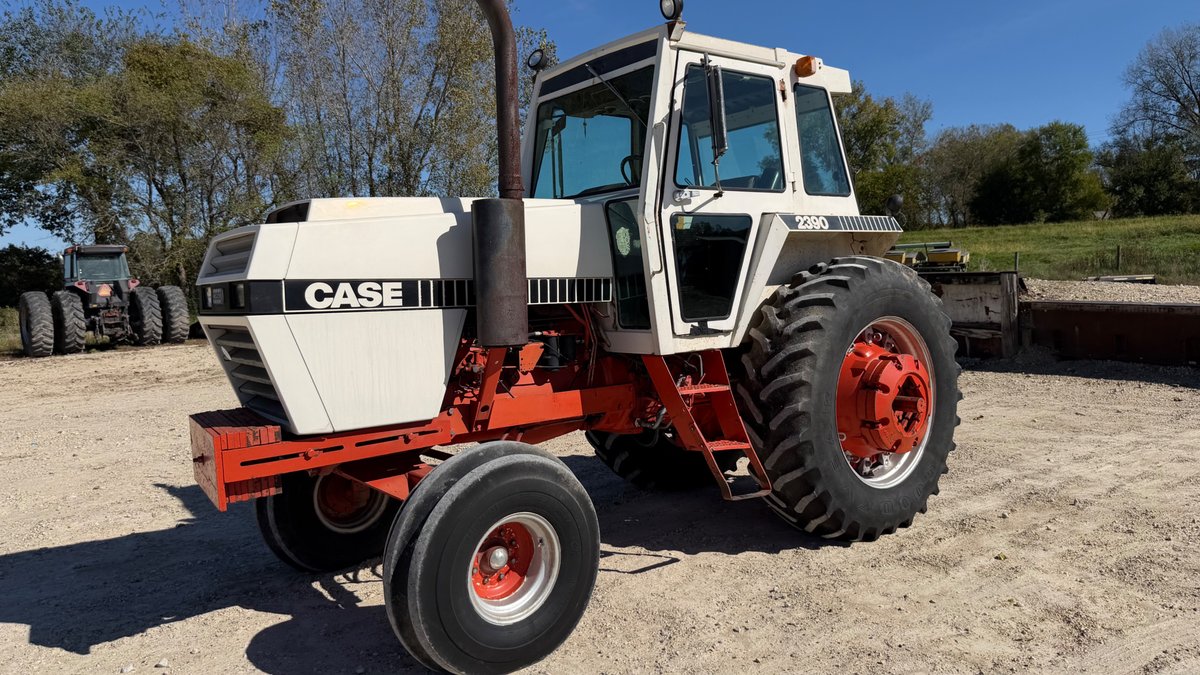 JI Case 2390