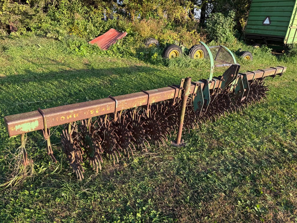 John Deere 400 Rotary Hoe 15’ - Item Location: 9575 B Ave, Arlington, Iowa