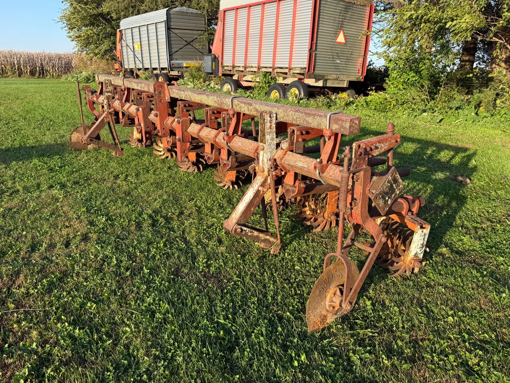 Littleston 6-Row Rolling Cultivator 3 pt -