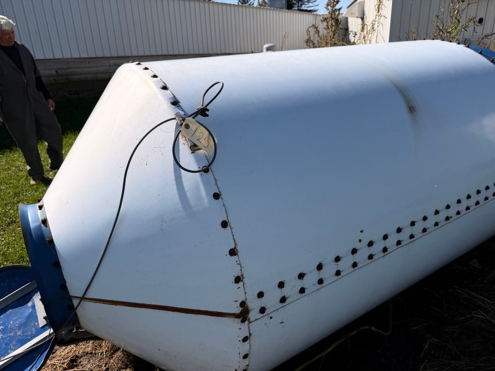 Bulk Bin - Item Location: Outside – 7826 E Ave, Arlington, Iowa 50606