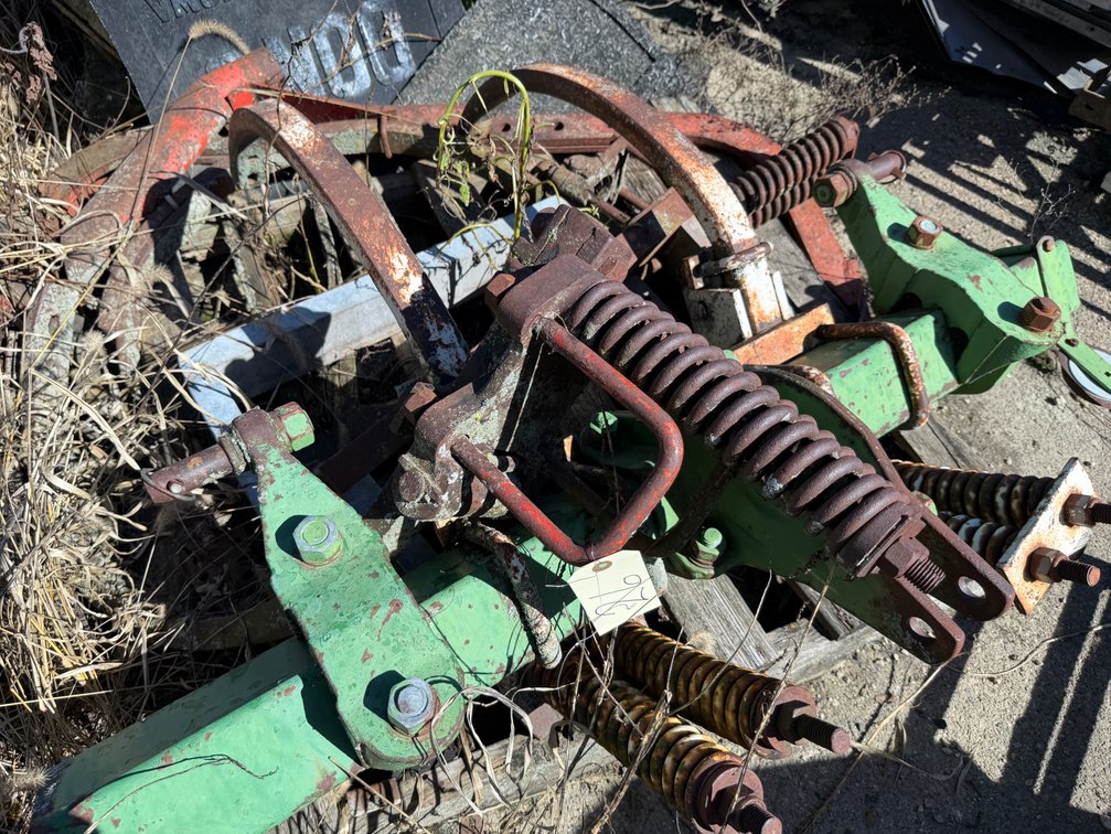 Chisel Plow Shanks - Item Location: Outside – 7826 E Ave, Arlington, Iowa 50606