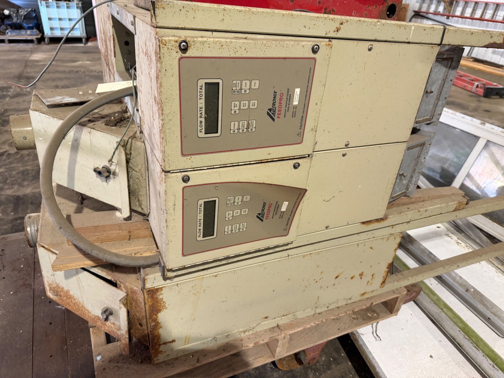 Field Pro Weigh Boxes 3-scale Units W/Box - Item Location: Machine Shed – 7826 E Ave, Arlington, Iowa 50606