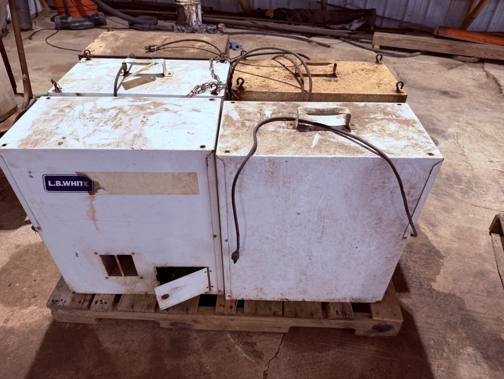 10+ LB White Heaters-Some work, Some Don't - 60,000 BTU - Item Location: Machine Shed – 7826 E Ave, Arlington, Iowa 50606