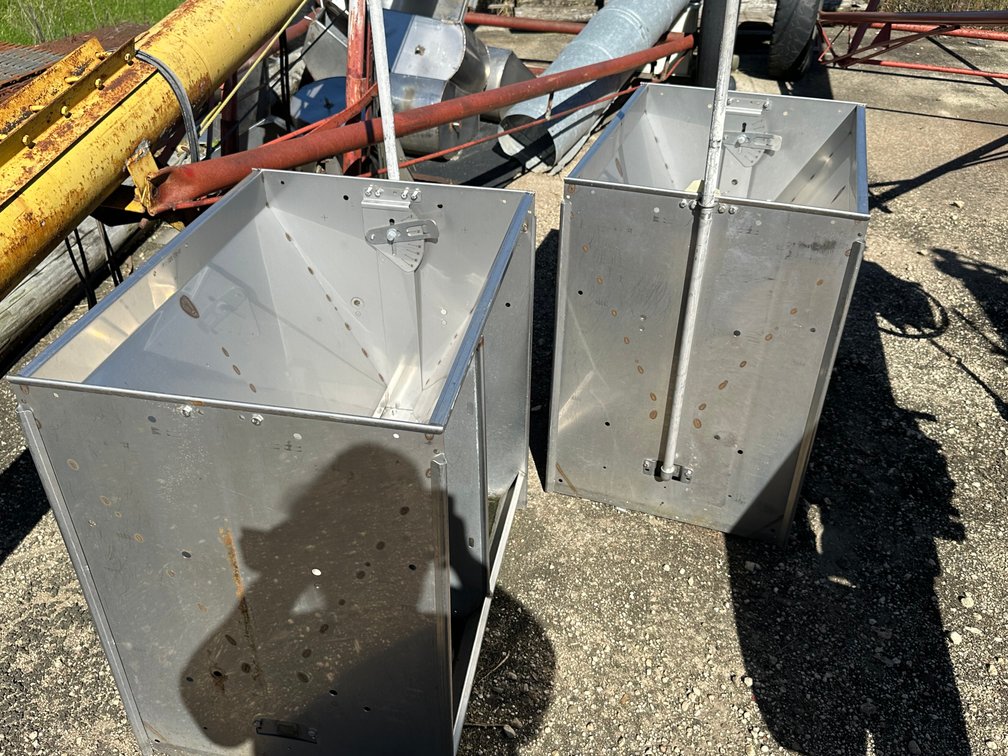 2 Stainless Feeders - Item Location: Outside – 7826 E Ave, Arlington, Iowa 50606