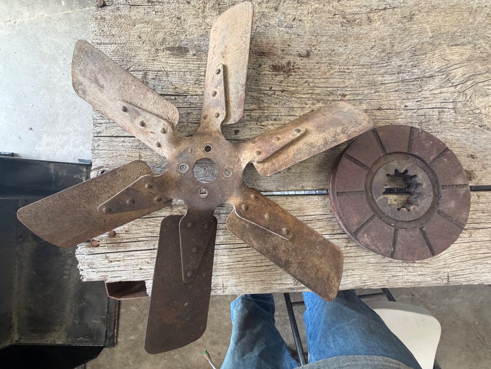 IH 6-Blade Fan & Brake Shoes - Item Location: Joel's Tractors and Auction, LLC-33587 Hwy. 13 -Strawberry Point - IA - 52076