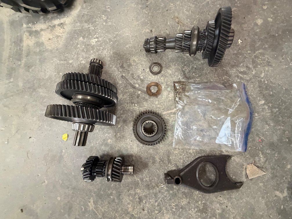 Ferguson TO20, TE20 Complete Transmission Gear Assembly - Item Location: Joel's Tractors and Auction, LLC-33587 Hwy. 13 -Strawberry Point - IA - 52076