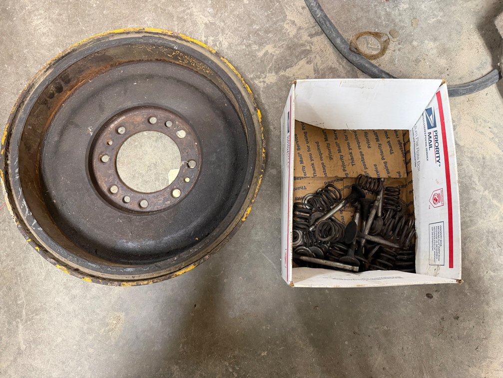 Massey Ferguson TO35 Brake Drum & Valves, Springs and Keepers - Item Location: Joel's Tractors and Auction, LLC-33587 Hwy. 13 -Strawberry Point - IA - 52076