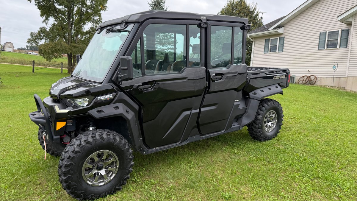 2023 Can-Am Defender Max Lonestar Crew HD 10