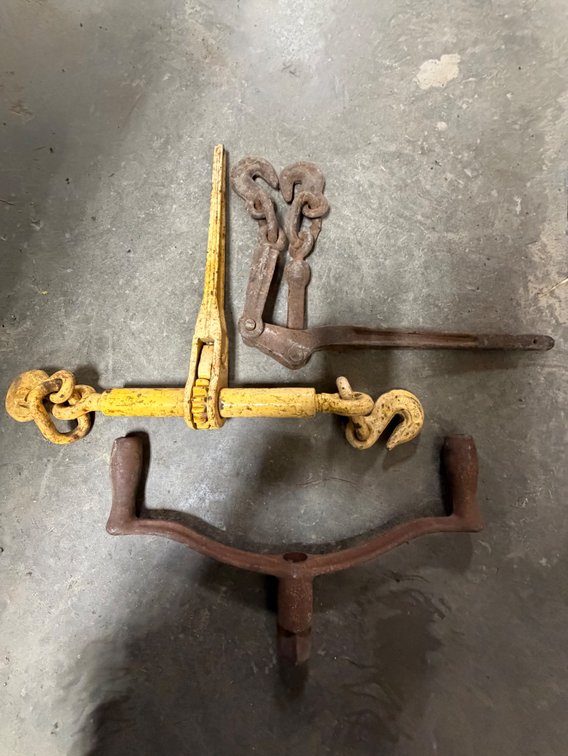 Chain Binder, Ratchet Binder, and IHC-Case Threshing Machine Drive Belt Crank - Item Location: Joel's Tractors and Auction, LLC-33587 Hwy. 13 -Strawberry Point - IA - 52076