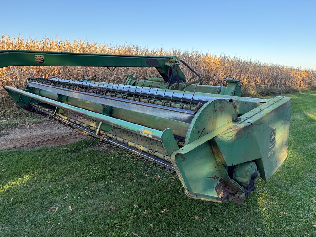 John Deere 240 Hydroswing Haybine14’ - Item Location: 9575 B Ave, Arlington, Iowa